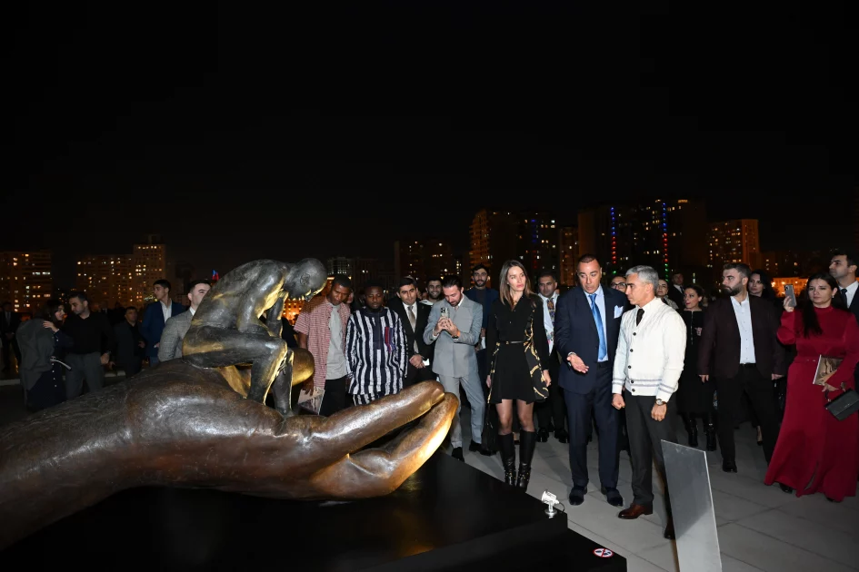 1730525324424552702 1200x630